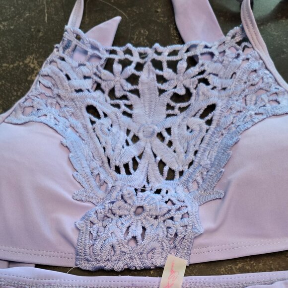 BUNDLE 2 FOR 1 {Marilyn Monroe} 2 KNOCKOUT BIKINIS for 1 PRICE- MAKE AN OFFER! - Picture 8 of 13